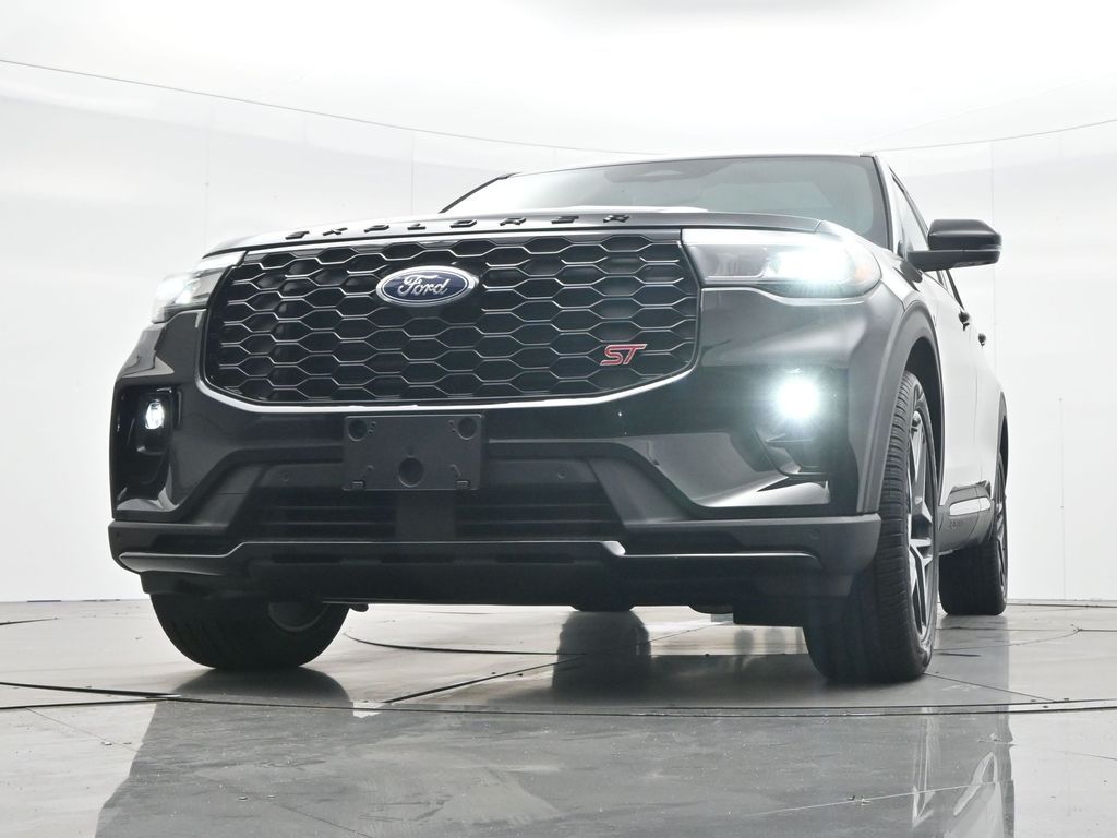 New 2026 Black Ford ST image 28