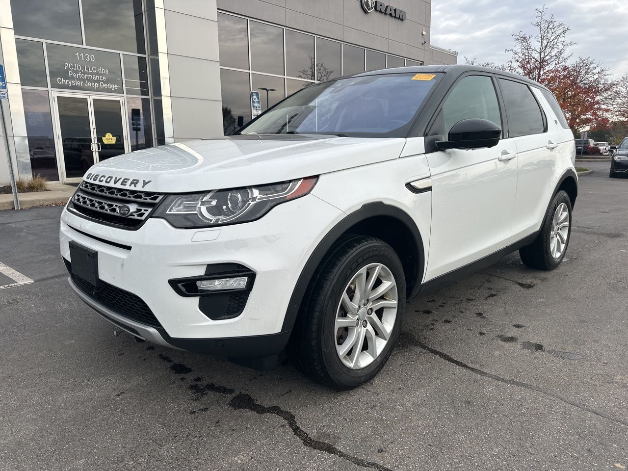 2017 Land Rover Discovery Sport HSE 3