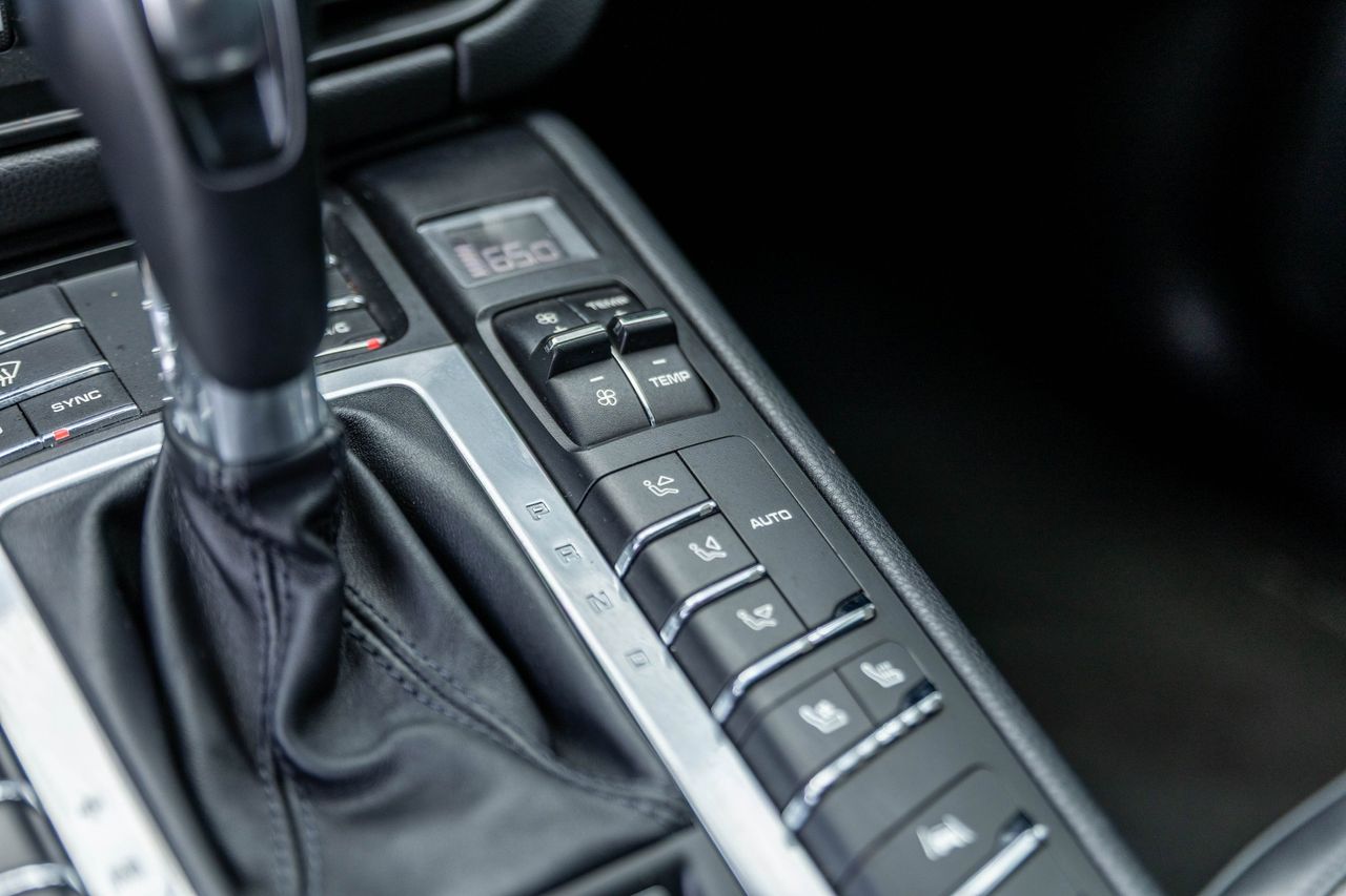Used Car 2021 Porsche Macan  Base For Sale Under $35,000 In Austin, Texas