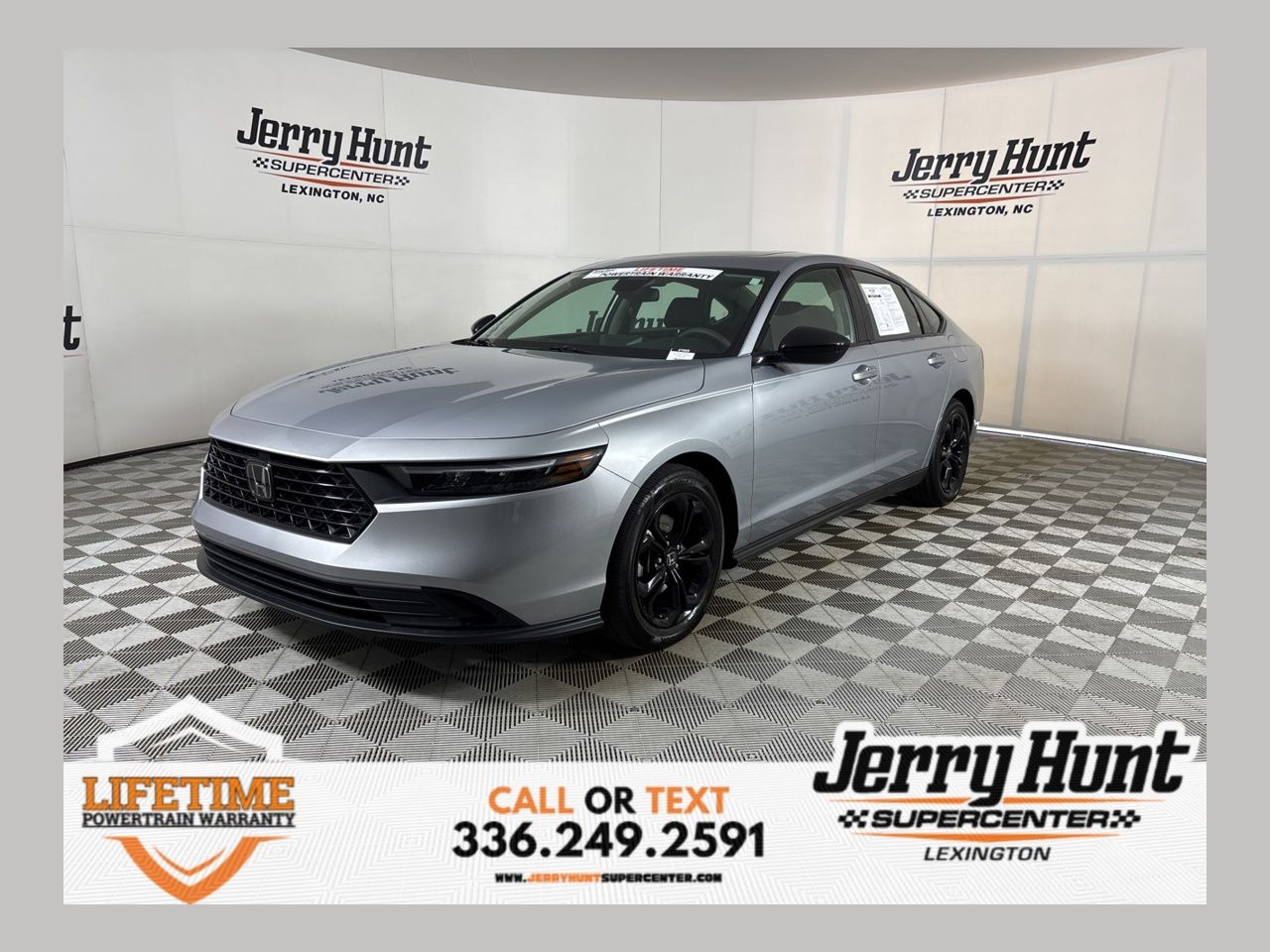 Silver 2025 Honda Accord SE FWD Sedan Front-Wheel Drive Continuously Variable Transmission