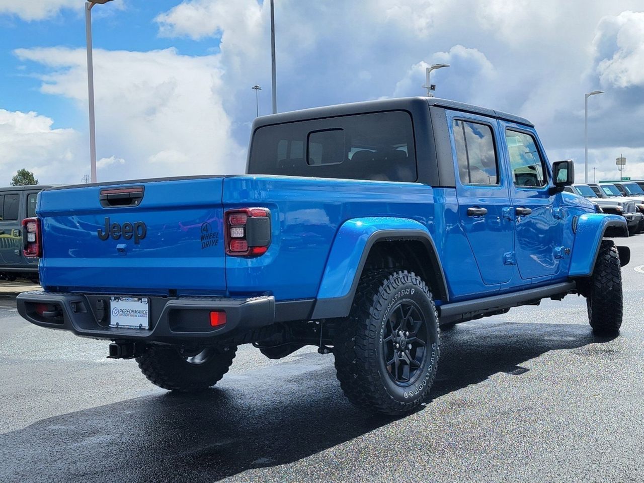 2024 Jeep Gladiator  13