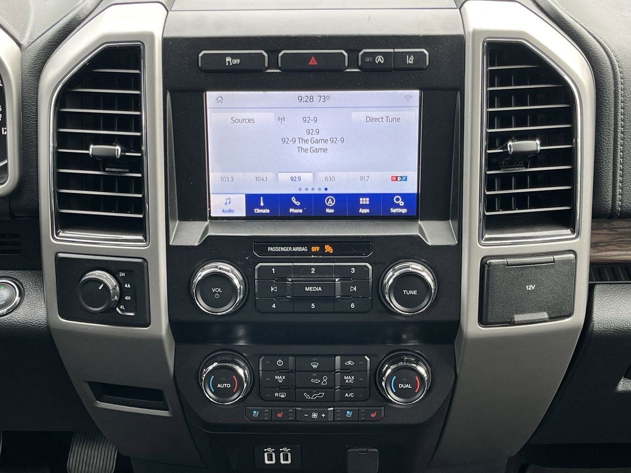 View vehicle photo 3