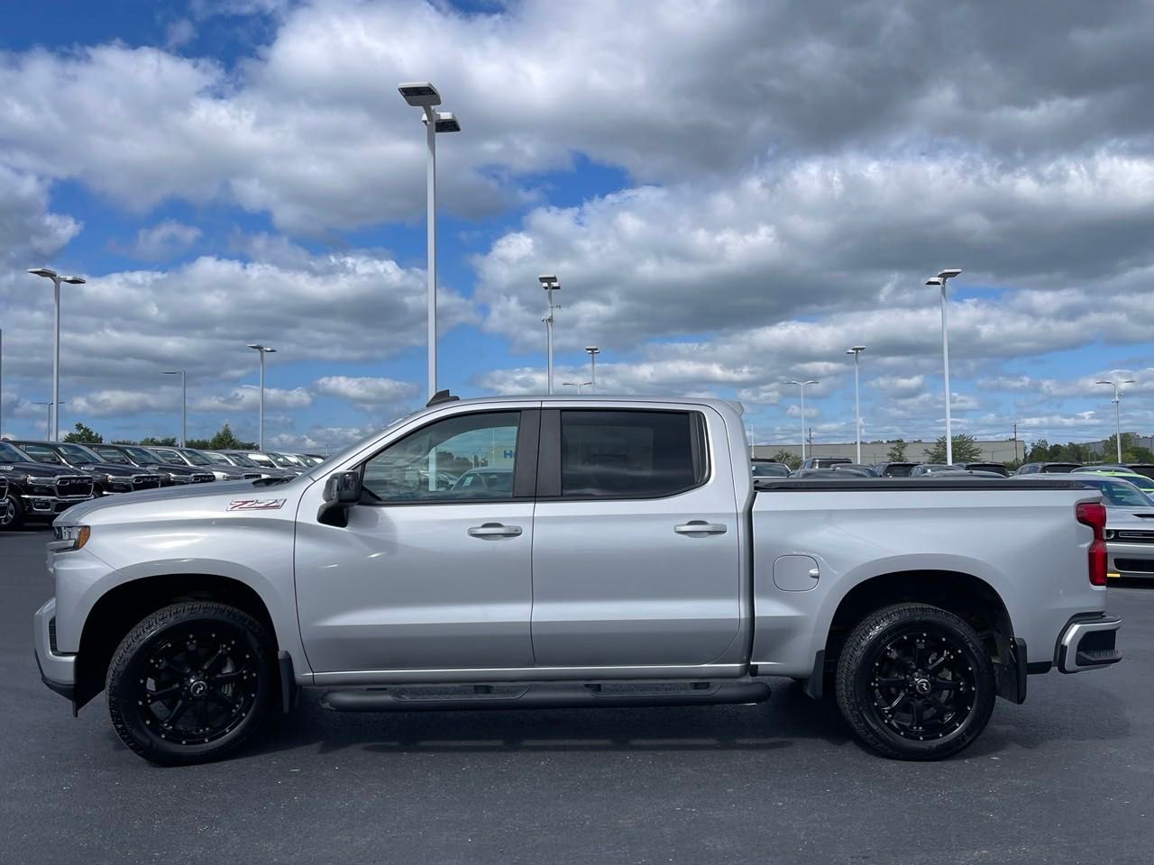 2019 Chevrolet Silverado 1500 RST 6