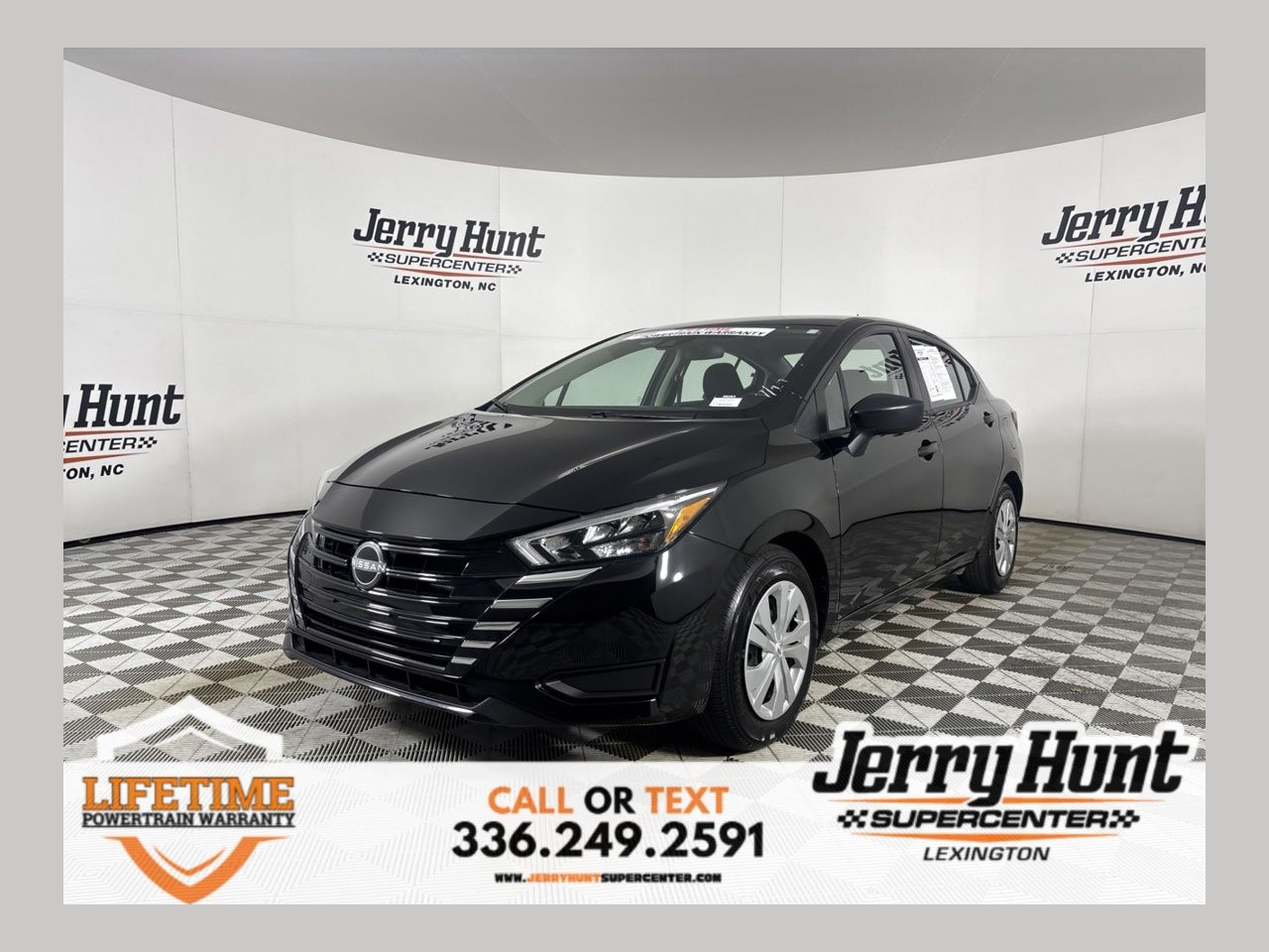 Super Black Metallic 2025 Nissan Versa Sedan Front-Wheel Drive Continuously Variable Transmission