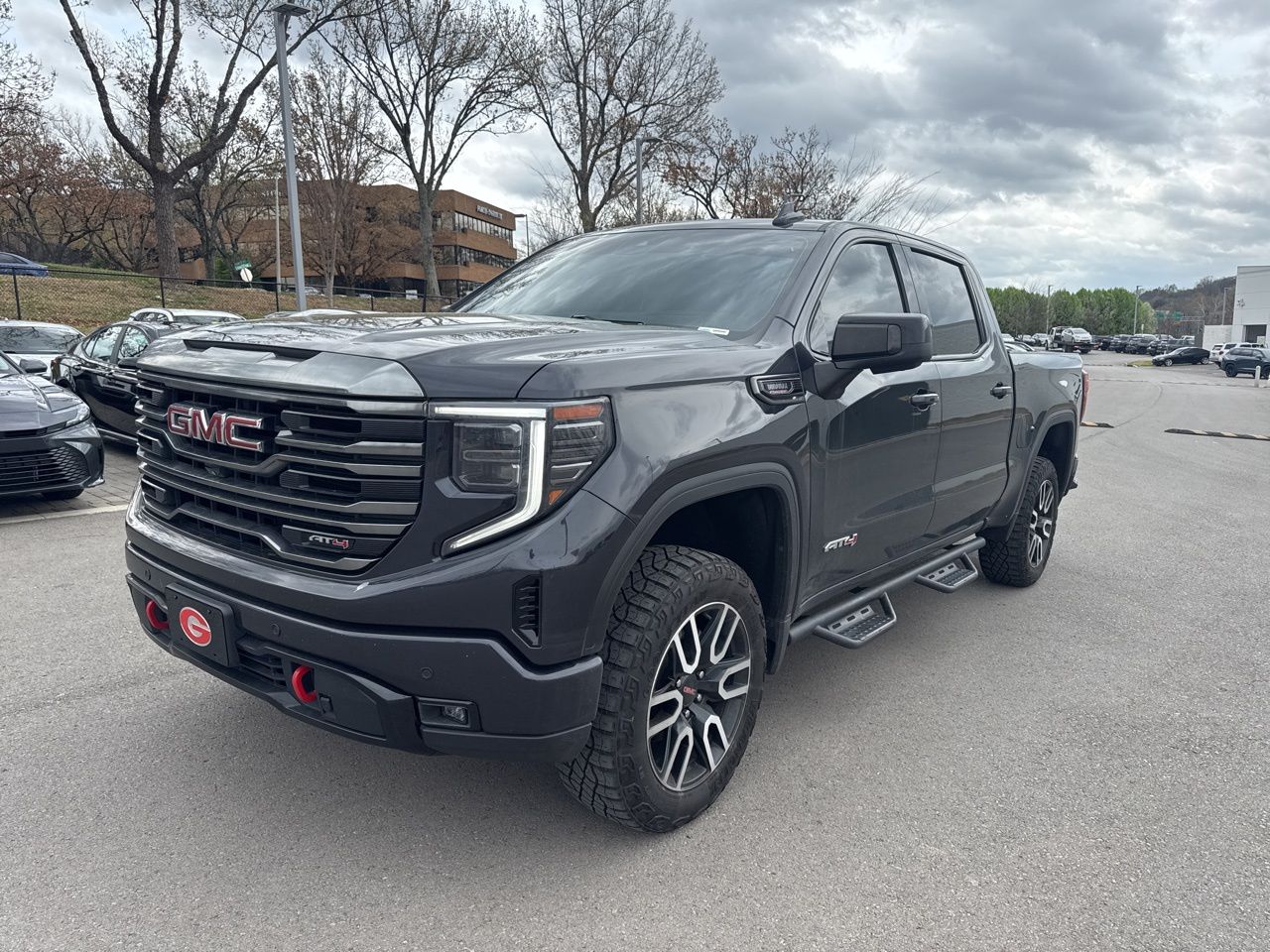 2023 GMC Sierra 1500 AT4 Crew Cab 4WD