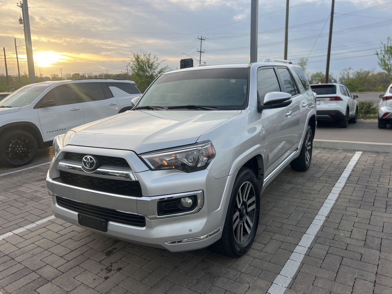 Classic Silver Metallic 2018 Toyota 4Runner Limited AWD SUV / Crossover All-Wheel Drive 5-Speed Automatic Overdrive
