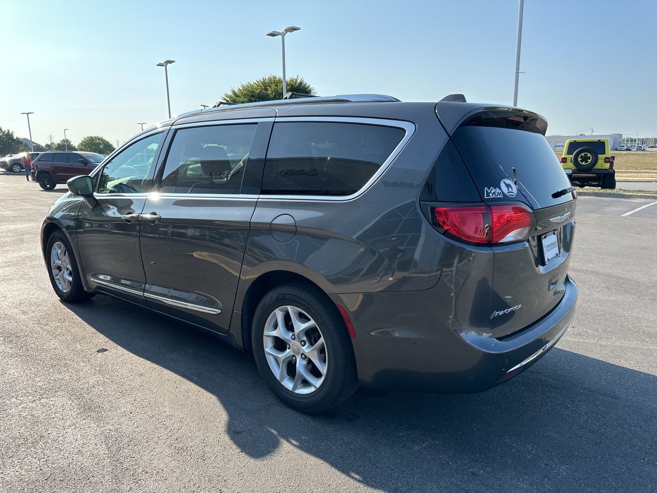 2017 Chrysler Pacifica Touring L Plus 7