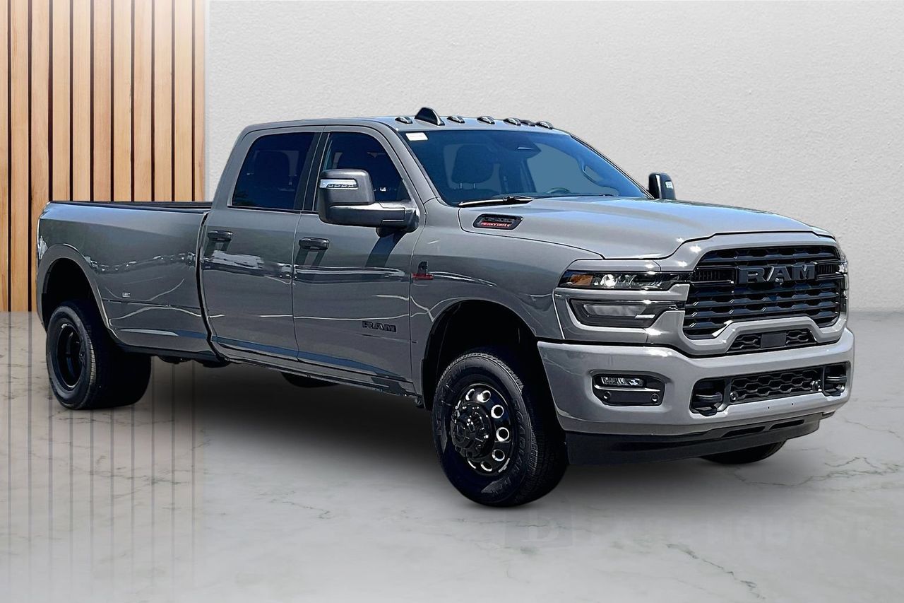 Gray Clearcoat 2026 RAM 3500 Pickup Truck Four-Wheel Drive 8-Speed Automatic
