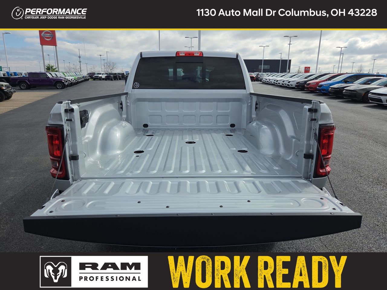 View vehicle photo 7