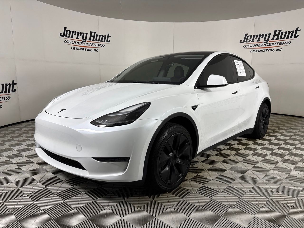 White 2025 Tesla Model Y SUV / Crossover Rear-Wheel Drive 1-Speed Automatic