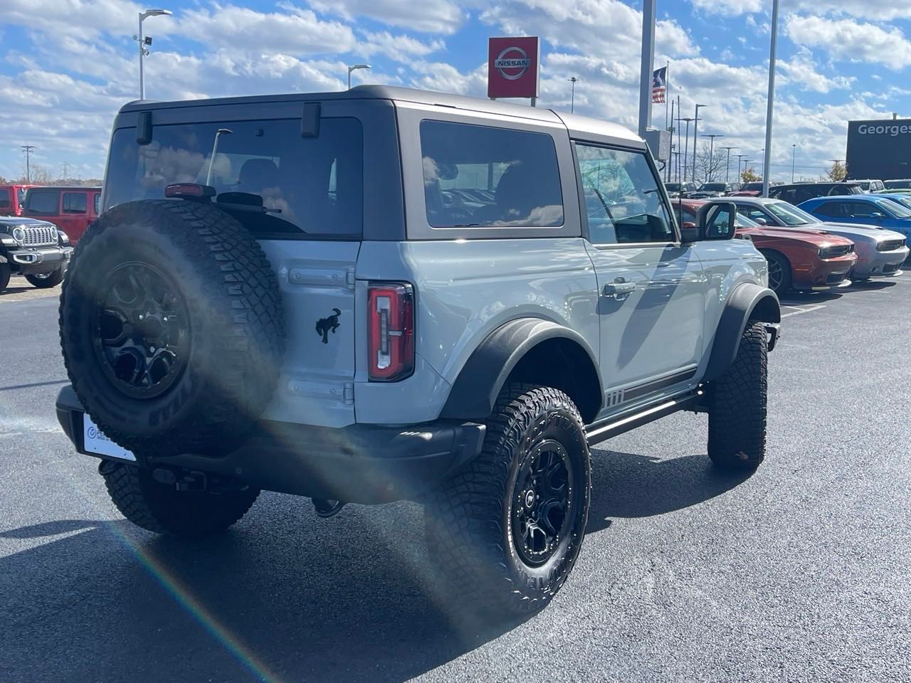 2021 Ford Bronco First Edition 3