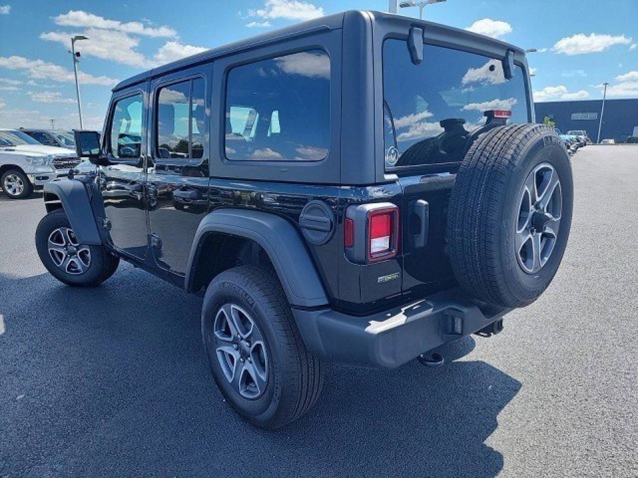 2022 Jeep Wrangler Unlimited Sport S 5