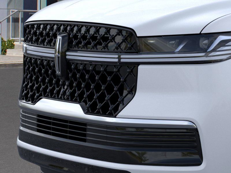 new 2026 Lincoln Navigator L car, priced at $112,590