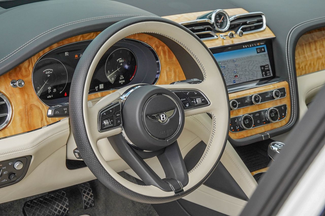 Used Car 2023 Bentley Bentayga  V8 For Sale Under $150,000 In Austin, Texas