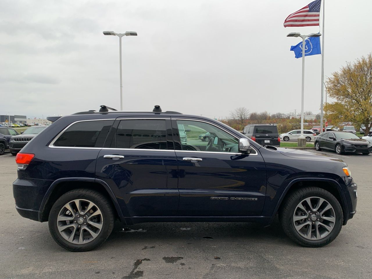 2018 Jeep Grand Cherokee Overland 2