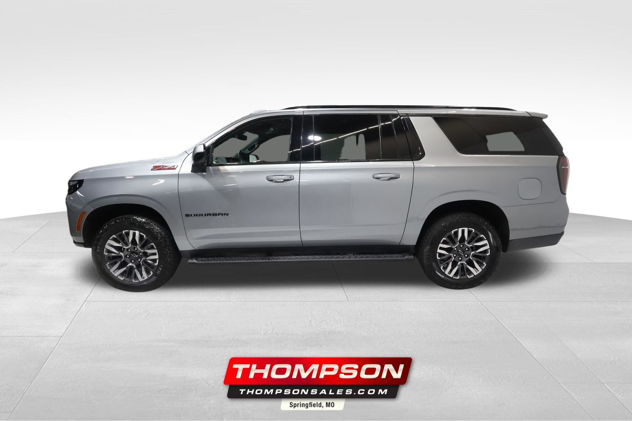 Sterling Gray Metallic 2025 Chevrolet Suburban Z71 4WD SUV / Crossover Four-Wheel Drive
