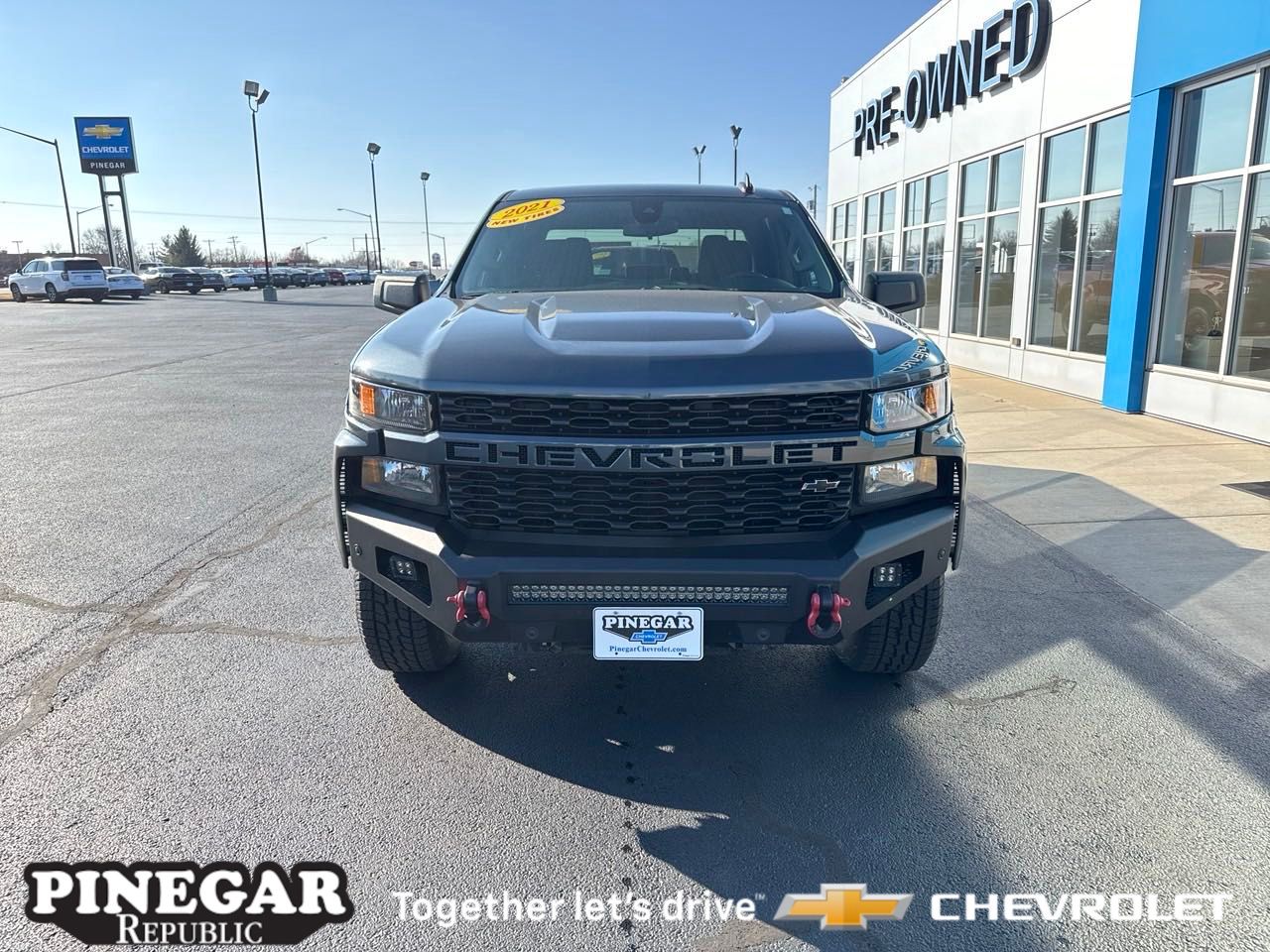 2021 Chevrolet Silverado 1500 Custom 3