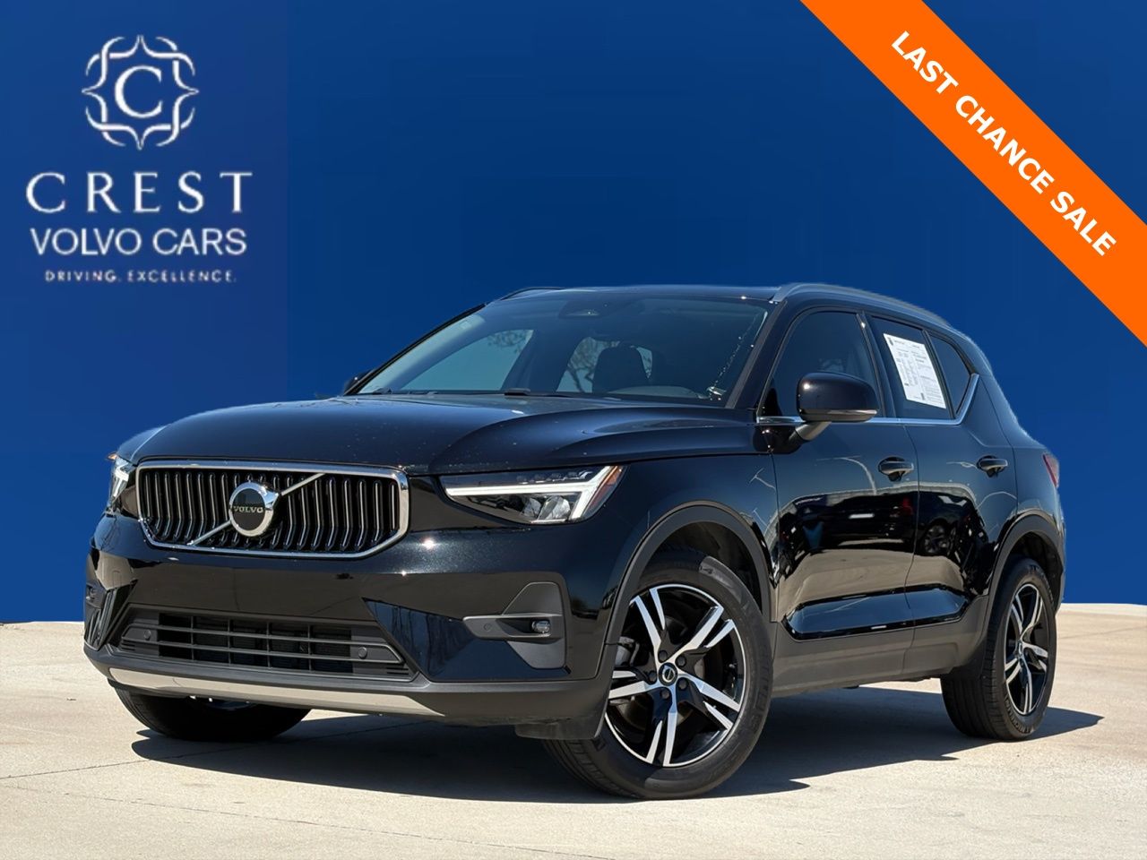 Onyx Black Metallic 2023 Volvo XC40 B5 Plus Bright Theme AWD SUV / Crossover All-Wheel Drive Automatic