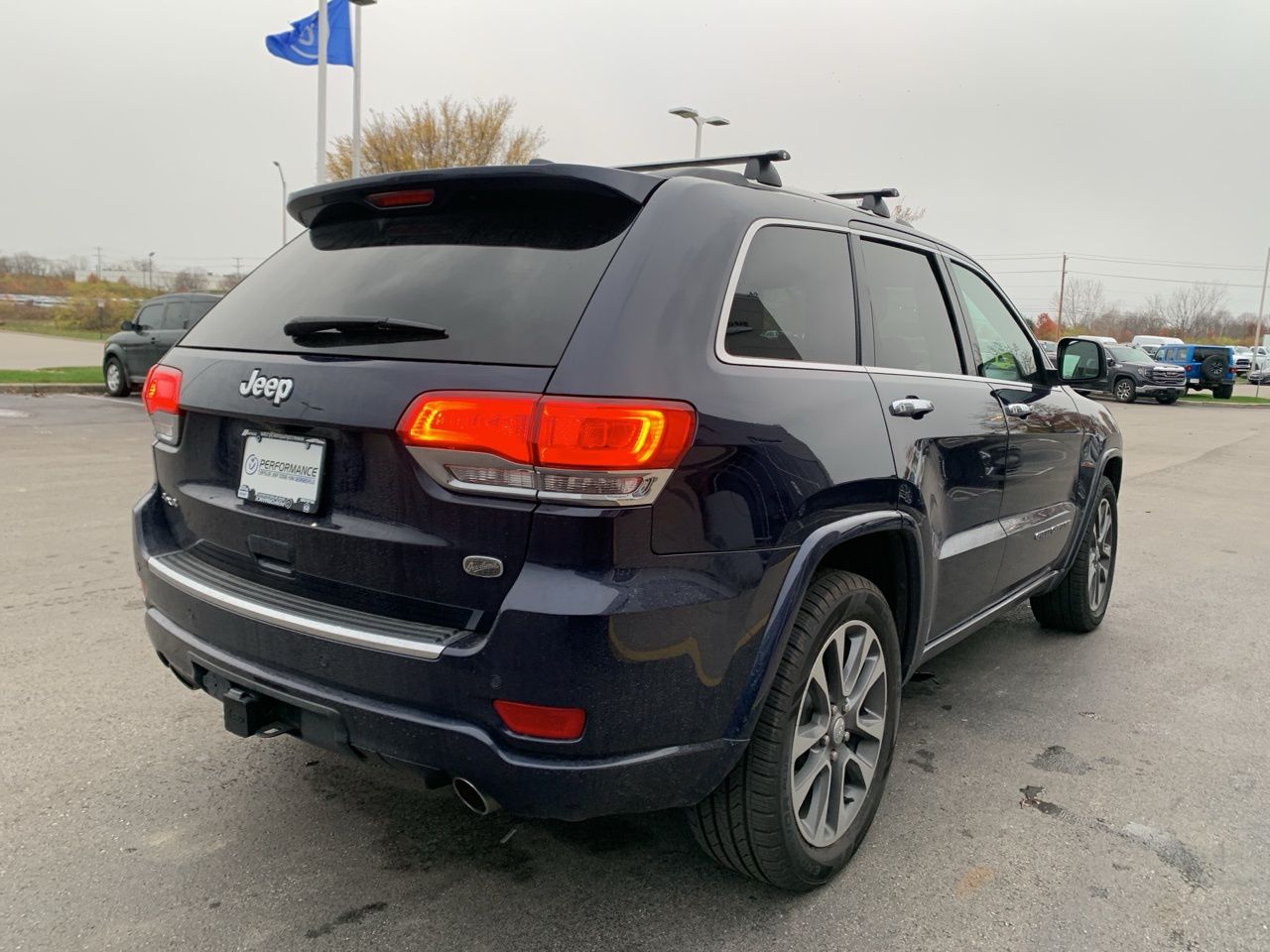 2018 Jeep Grand Cherokee Overland 3