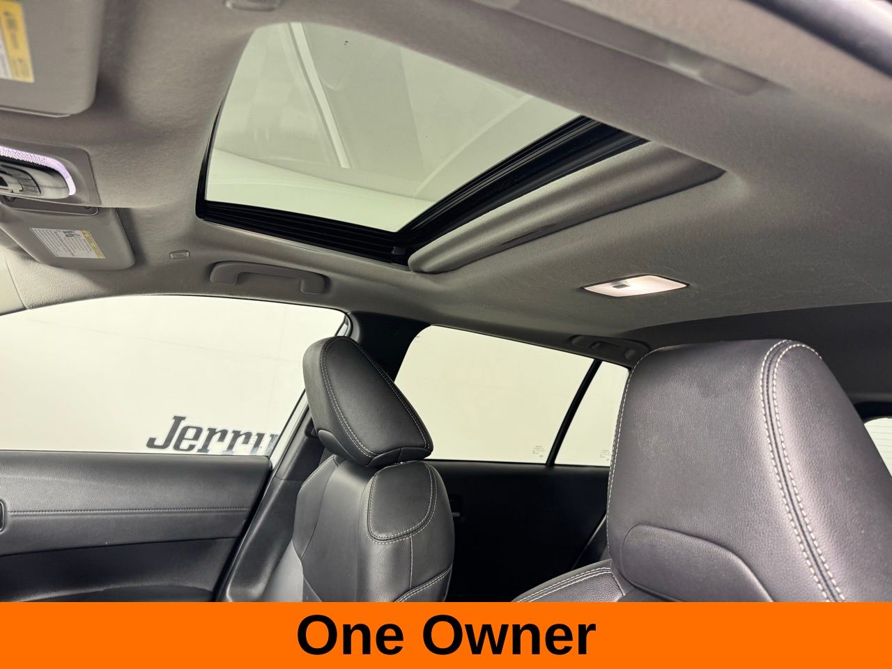 View vehicle photo 3