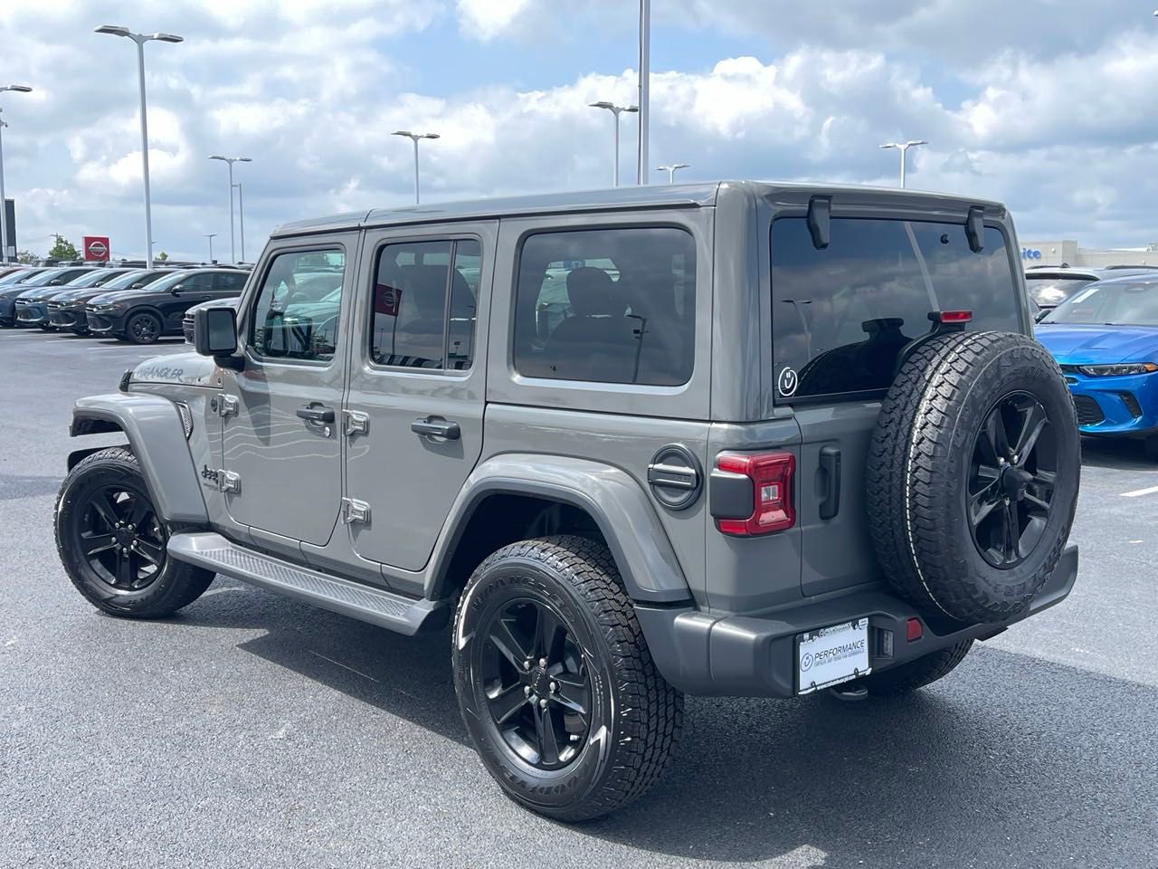 2021 Jeep Wrangler Unlimited Sahara Altitude 5