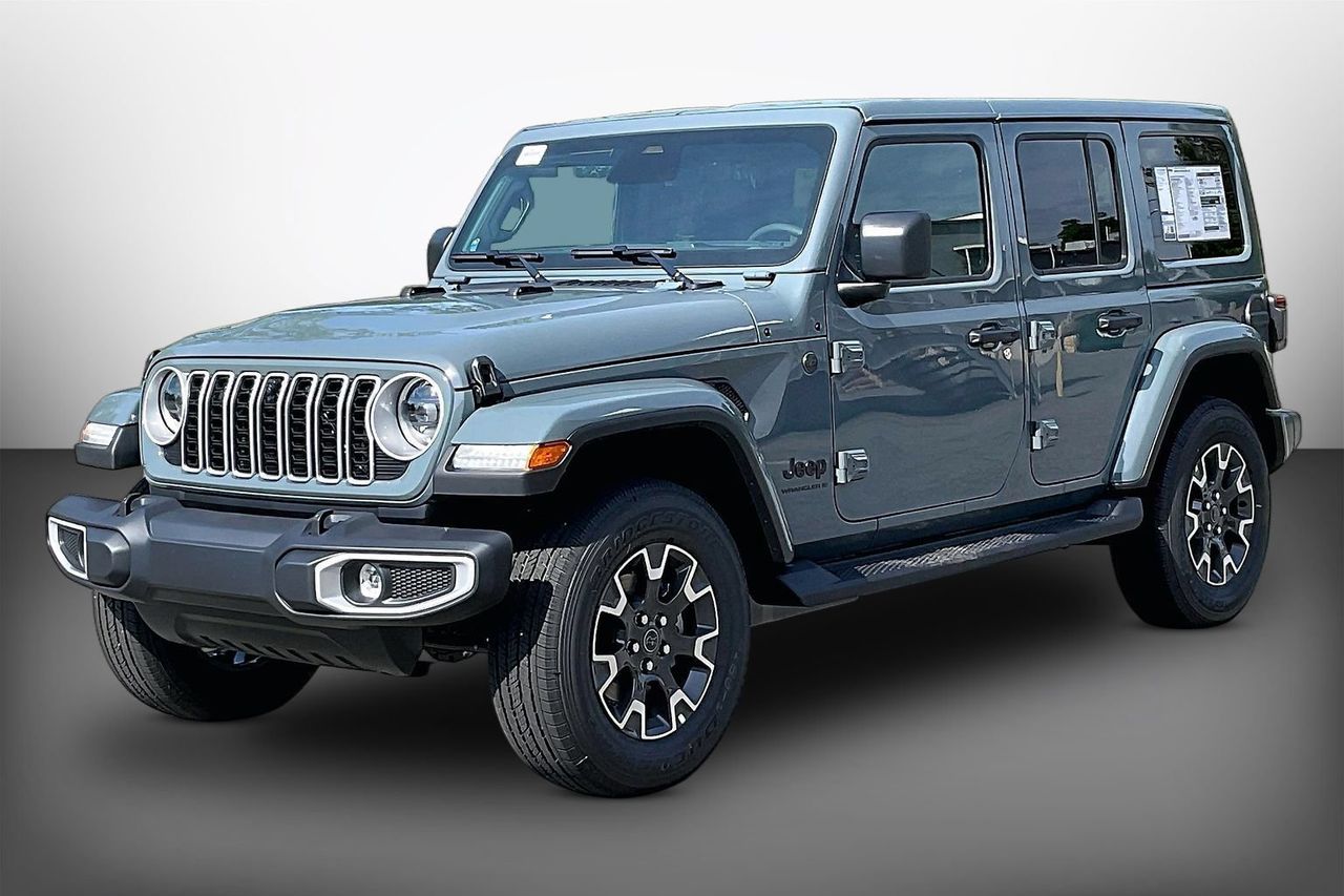 New 2026 Gray Jeep Sahara image 4