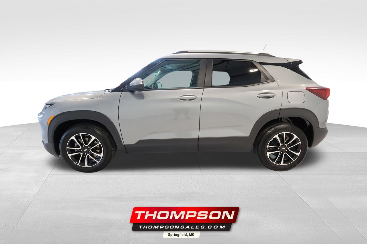 Sterling Gray Metallic 2025 Chevrolet Trailblazer SUV / Crossover Front-Wheel Drive Continuously Variable Transmission