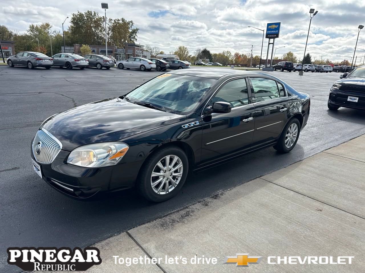 2011 Buick Lucerne CXL 4