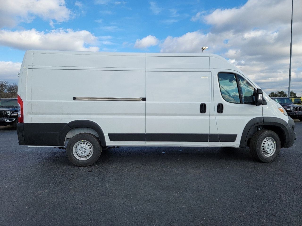 2024 Ram ProMaster 3500 High Roof 14