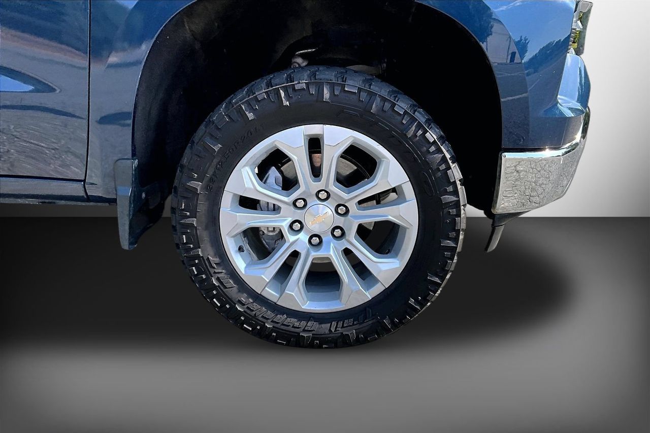Certified Used 2023 Blue Chevrolet LTZ image 32