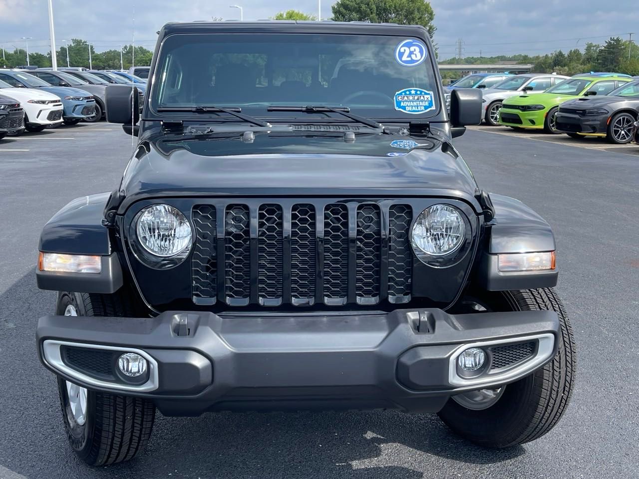 2023 Jeep Gladiator Sport 8