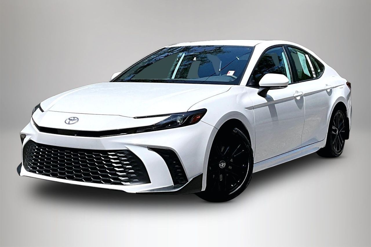 Ice 2025 Toyota Camry SE FWD Sedan Front-Wheel Drive Continuously Variable Transmission