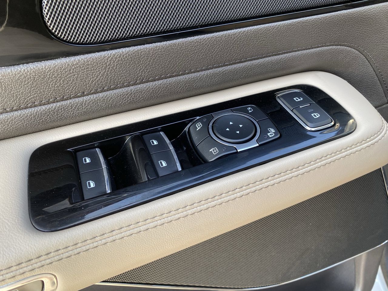 used 2023 Lincoln Aviator car, priced at $44,794