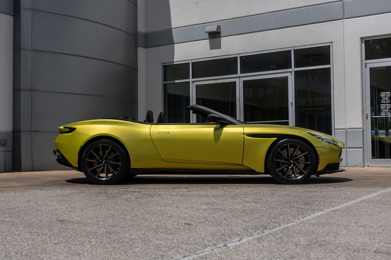 Used Car 2022 Aston Martin Db11  Volante For Sale Under $170,000 In Austin, Texas