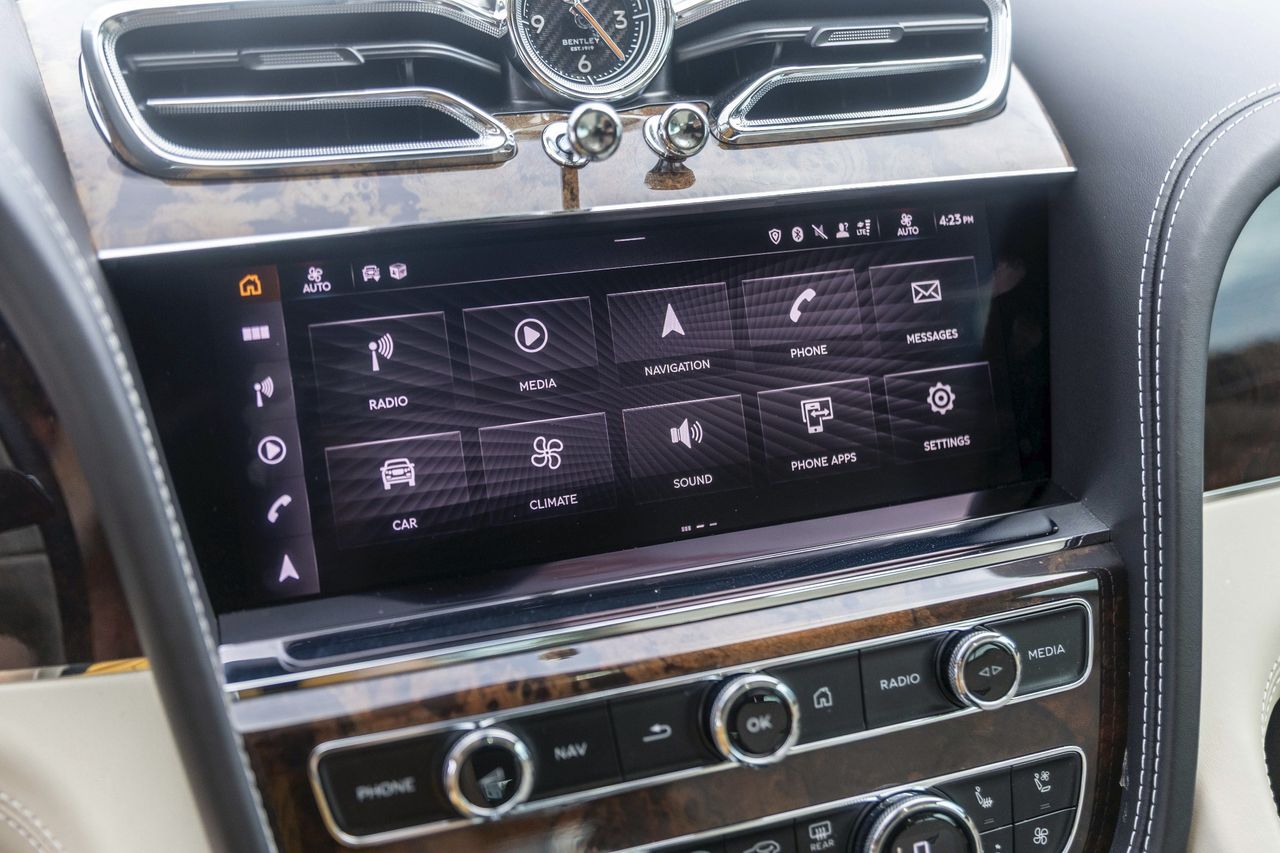 Used Car 2021 Bentley Bentayga  V8 For Sale Under $130,000 In Austin, Texas