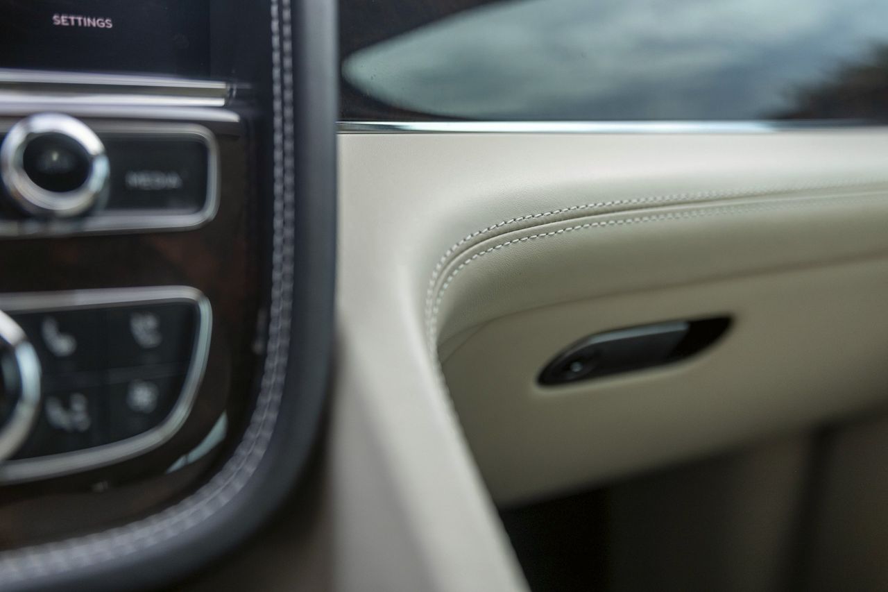 Used Car 2021 Bentley Bentayga  V8 For Sale Under $130,000 In Austin, Texas