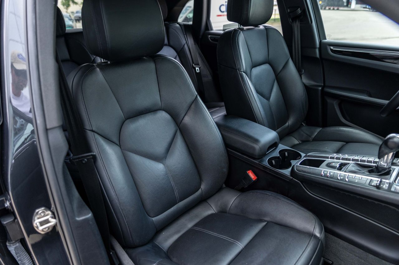 Used Car 2021 Porsche Macan  Base For Sale Under $35,000 In Austin, Texas