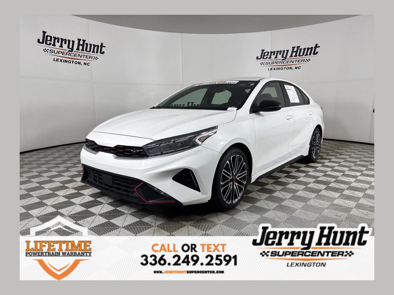 Snow White Pearl 2023 Kia Forte Sedan Front-Wheel Drive 7-Speed Automatic