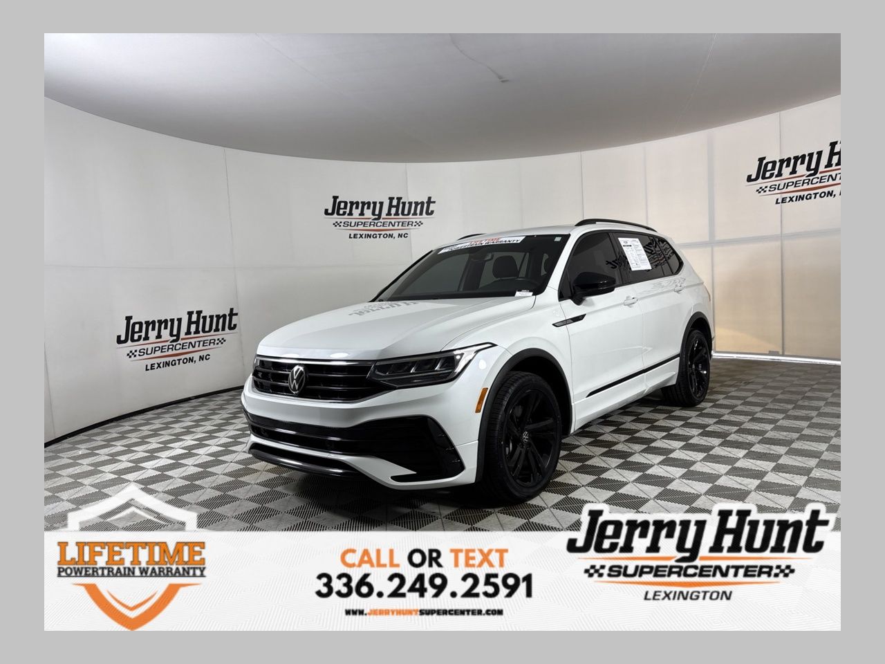 Opal White 2023 Volkswagen Tiguan SUV / Crossover Front-Wheel Drive 8-Speed Automatic