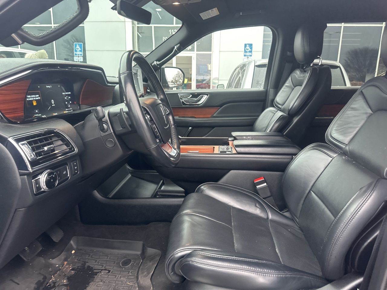 2019 Lincoln Navigator Standard 10