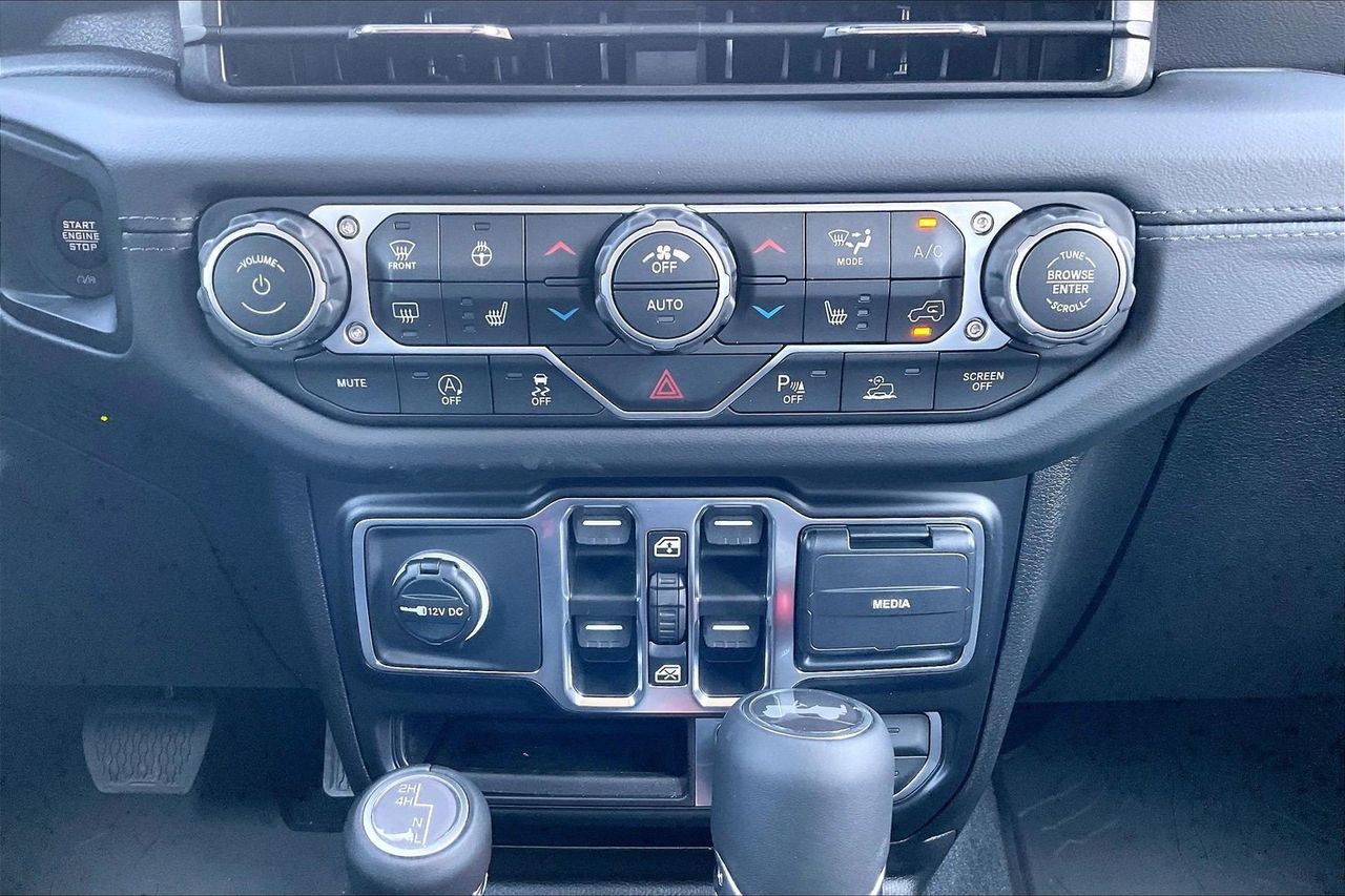 New 2026 Gray Jeep Sahara image 16
