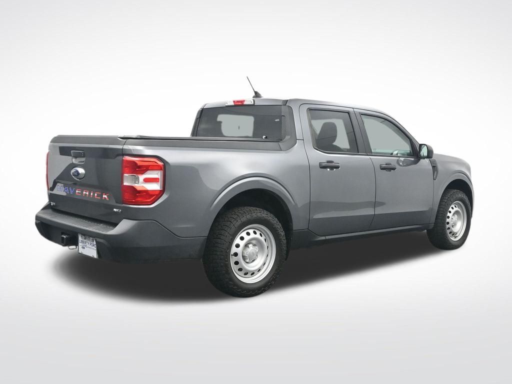 View vehicle photo 6