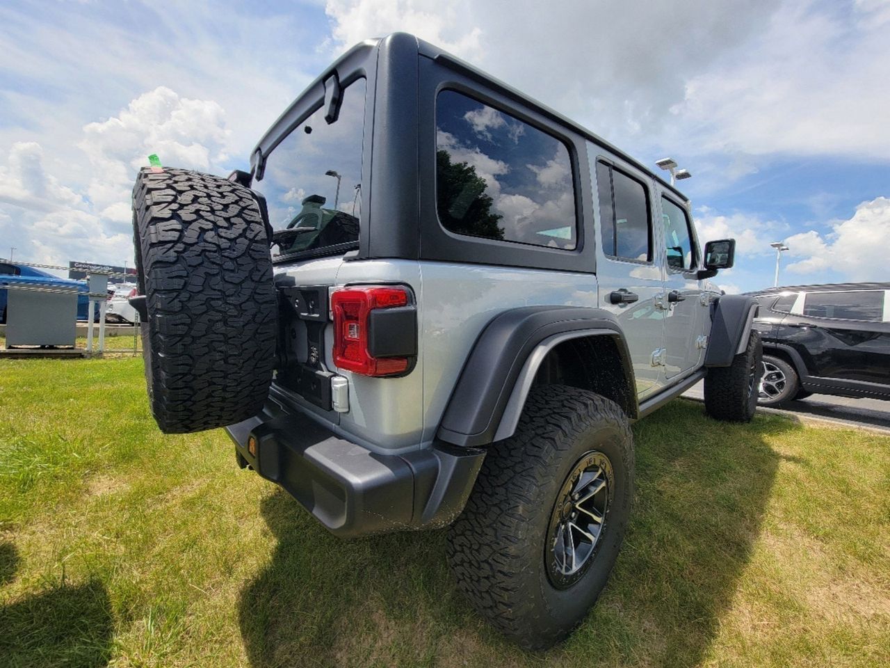 2024 Jeep Wrangler Rubicon 7