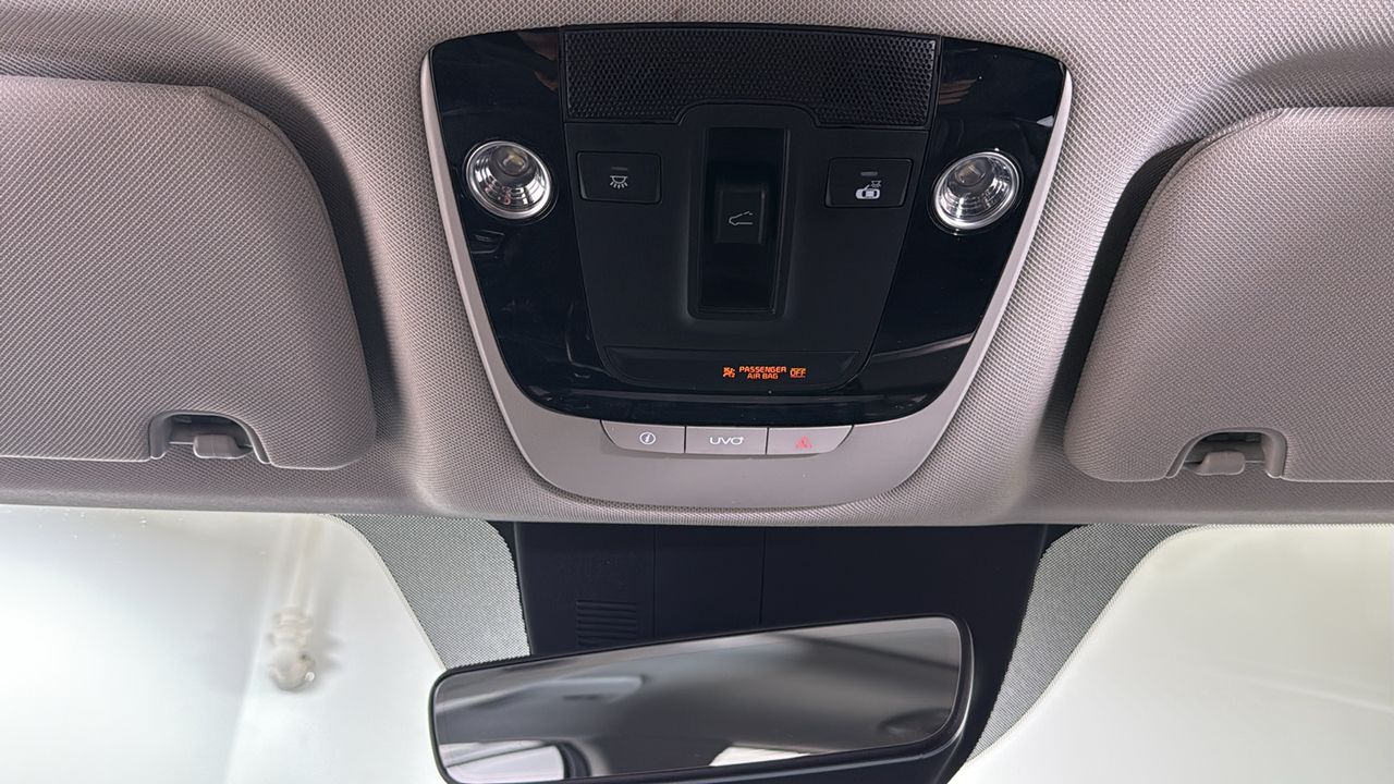 Used 2021 Blue Kia SX image 11