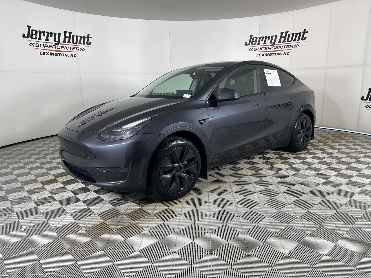 2025 Tesla Model Y Long Range RWD