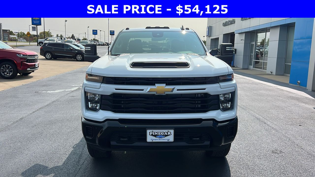 2025 Chevrolet Silverado 2500HD Custom 2