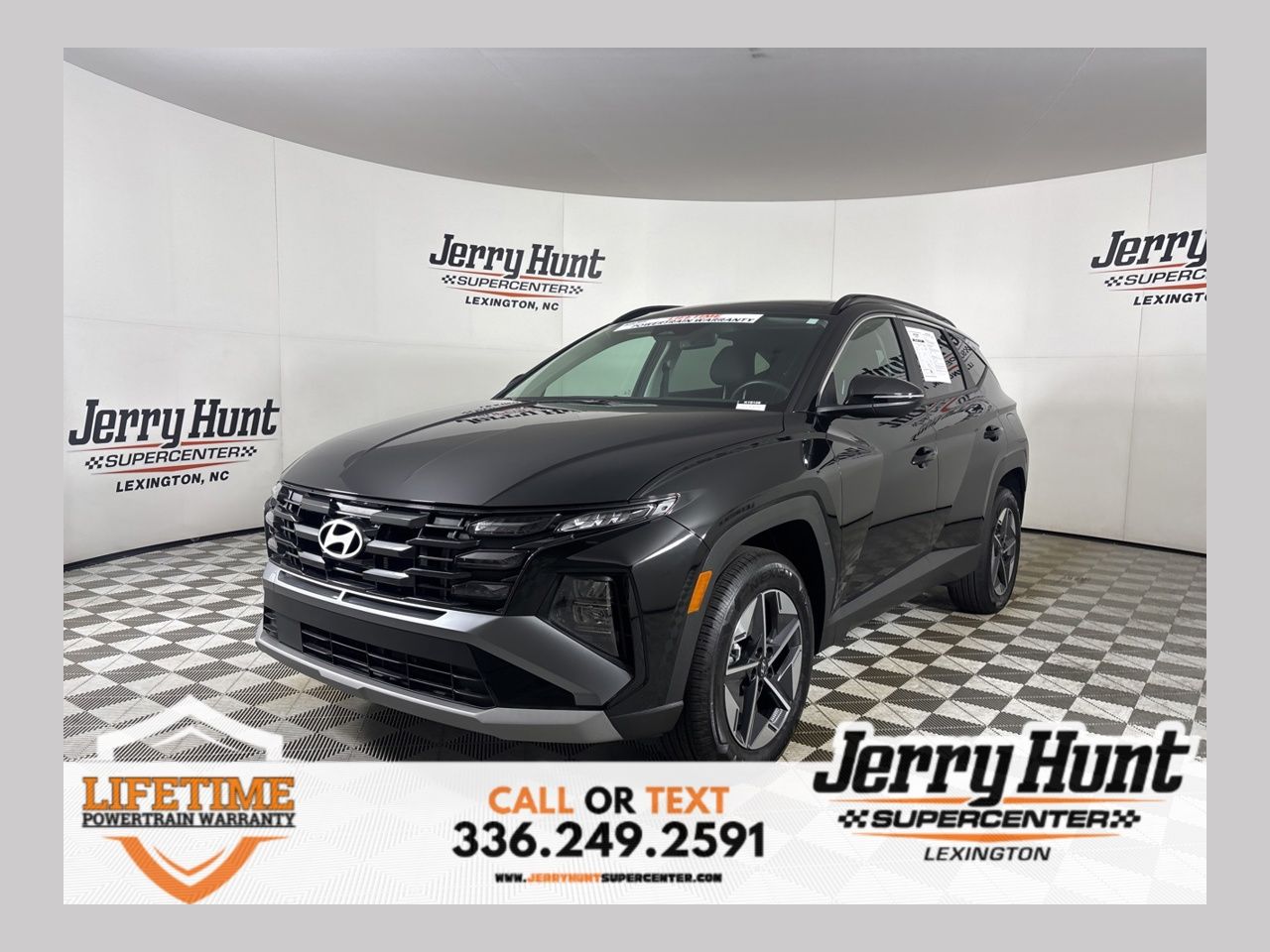 Ash Black 2025 Hyundai Tucson Hybrid SUV / Crossover All-Wheel Drive 6-Speed Automatic