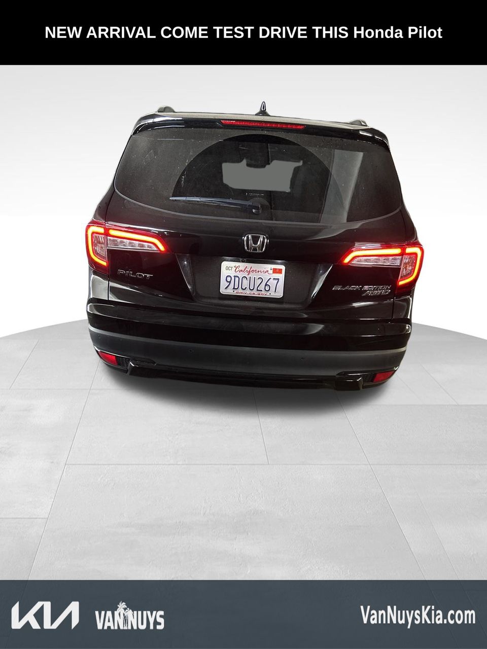 View vehicle photo 3