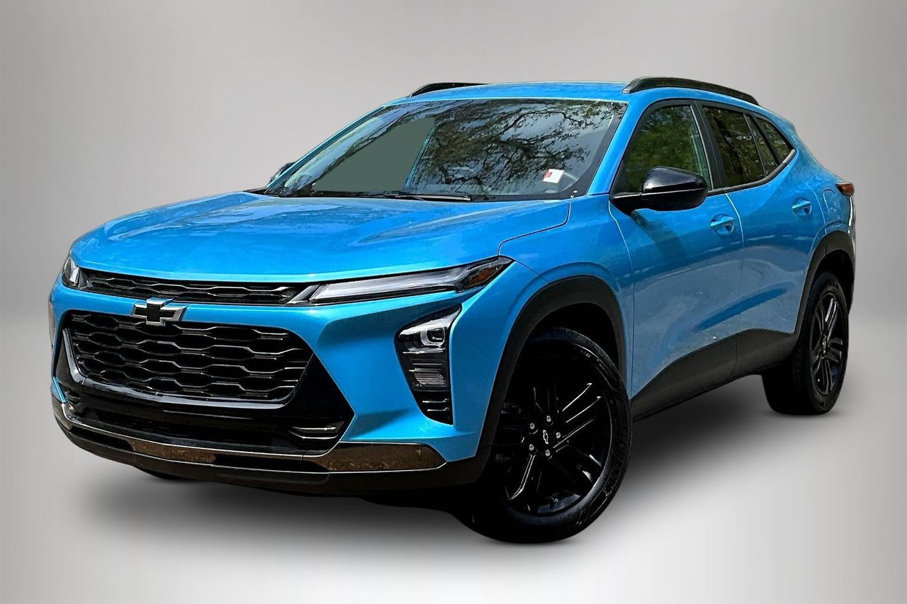 Marina Blue Metallic 2025 Chevrolet Trax Activ FWD SUV / Crossover Front-Wheel Drive 6-Speed Automatic