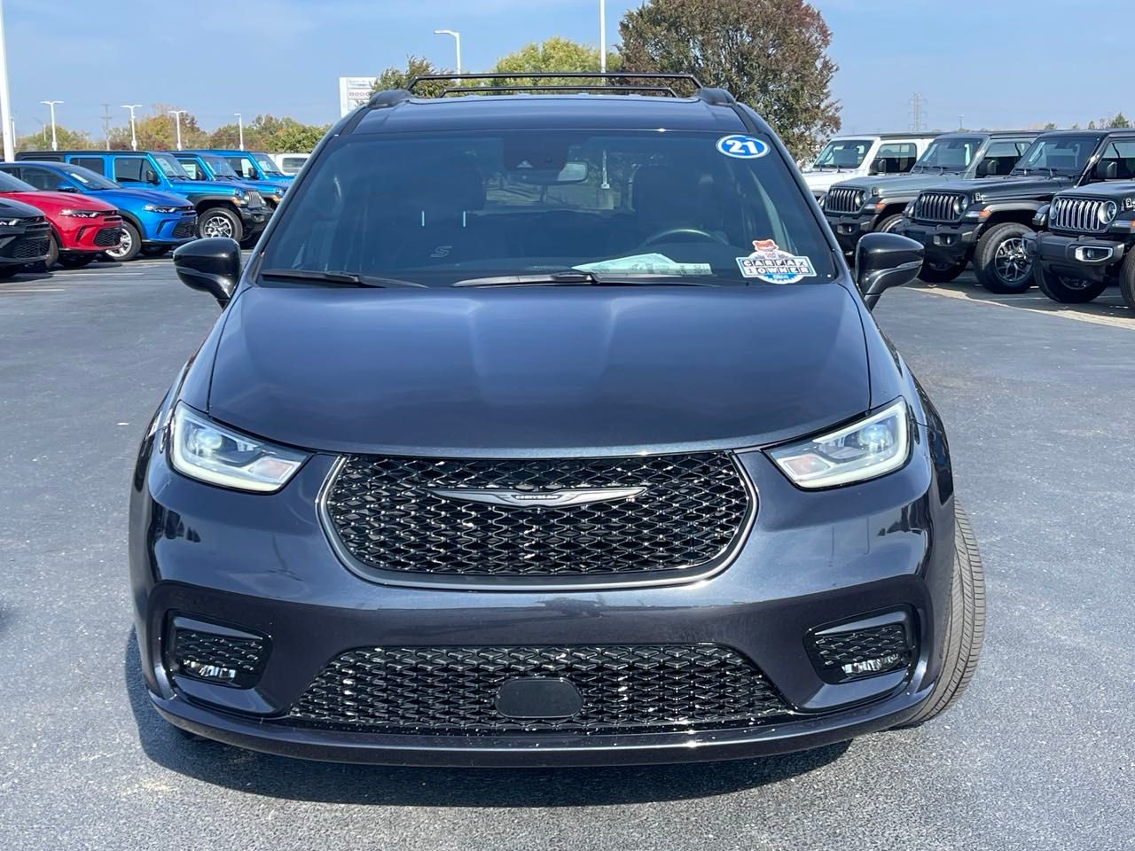 2021 Chrysler Pacifica Touring 8